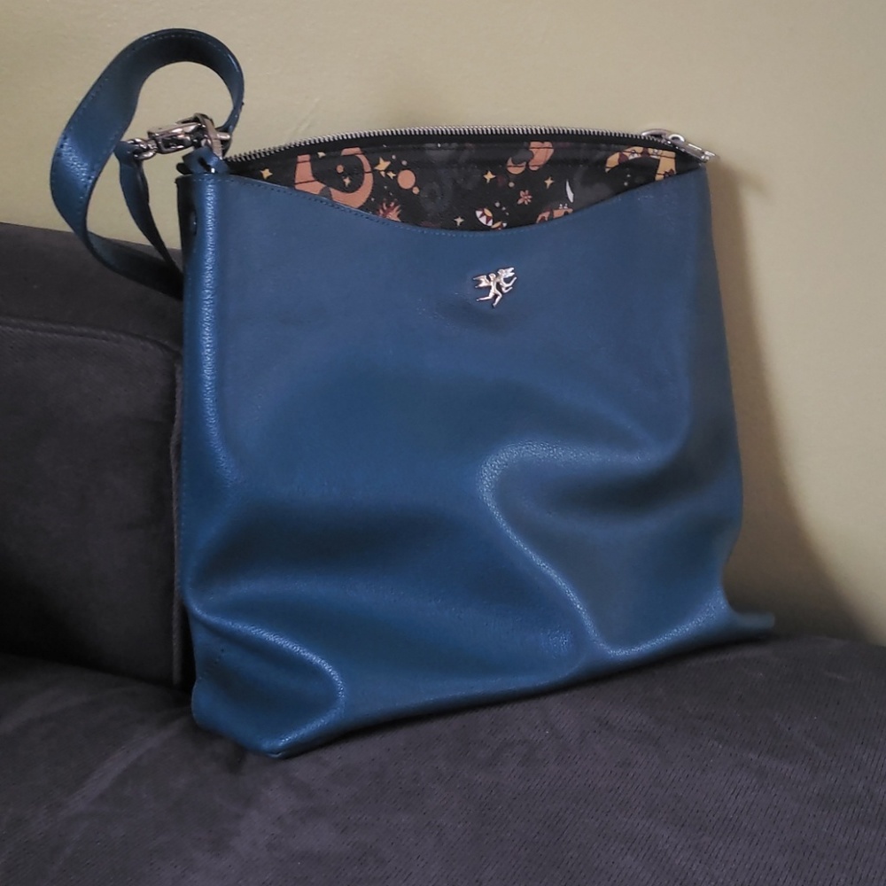 Hand bag